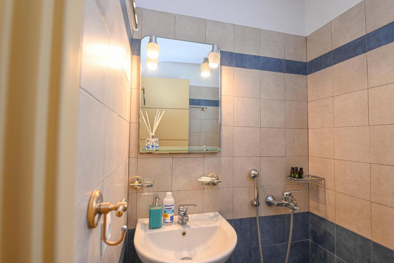 Aesthetic View Apartments Arnados المظهر الخارجي الصورة